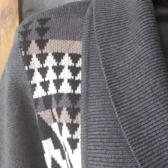 Billabong Cardigan - Picture 2 of 5